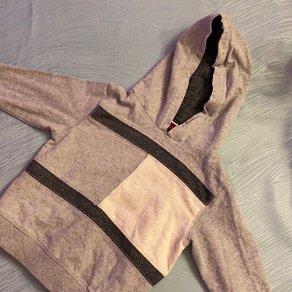 Tommy Hilfiger color block sweatshirt sz 24mo